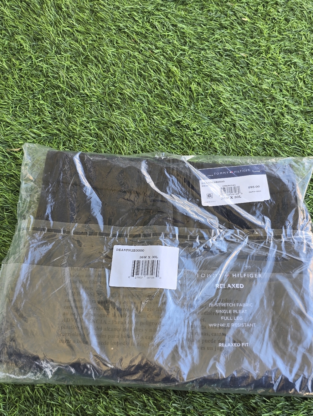 Tommy Hilfiger Mens Dress Pants 32x30 Charcoal Wrinkle Free Career NWT $95 - Picture 6 of 7